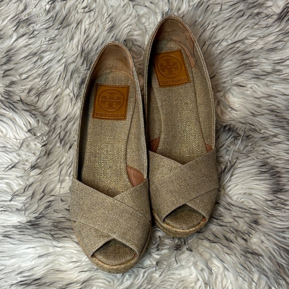 Tory Burch Espadrille Peep-Toe Wedges in Taupe — size 7 - Picture 3 of 9